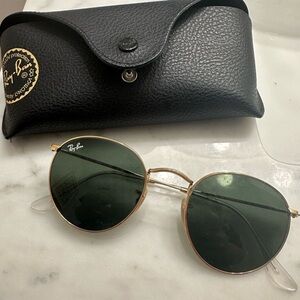 Ray-Ban Gold Frame Sunglasses with Dark Green Lenses